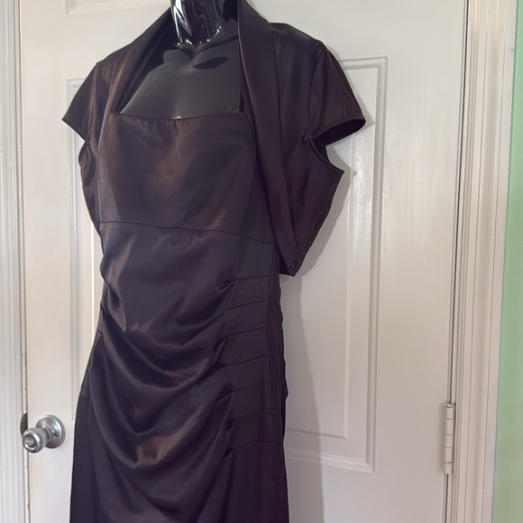 Le Chateau Black Satin Halter Dress Party Cocktails Size XL Runs Small - Picture 2 of 8